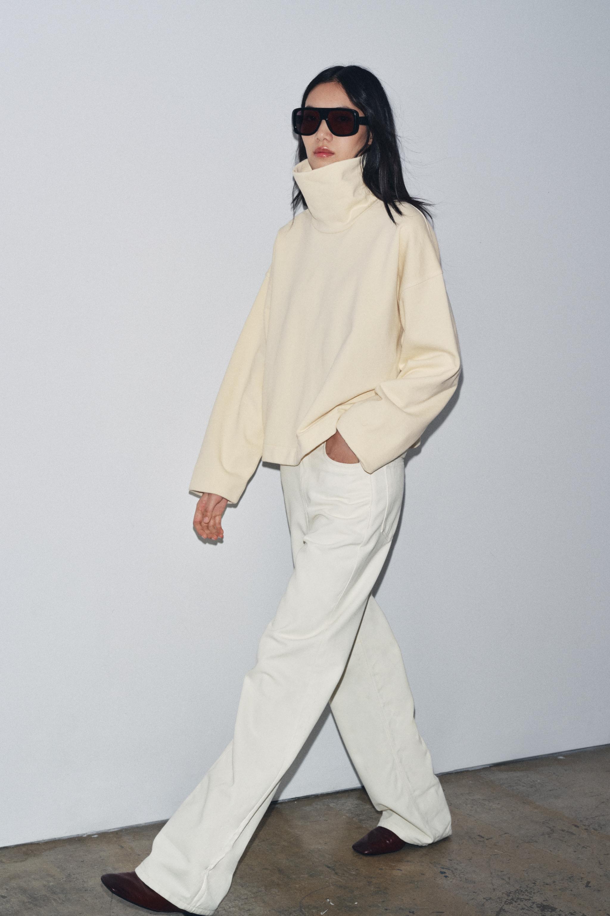 Oversized High Neck Sweatshirt