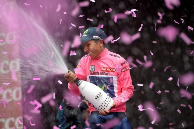 Nairo Quintana sprays the champagne