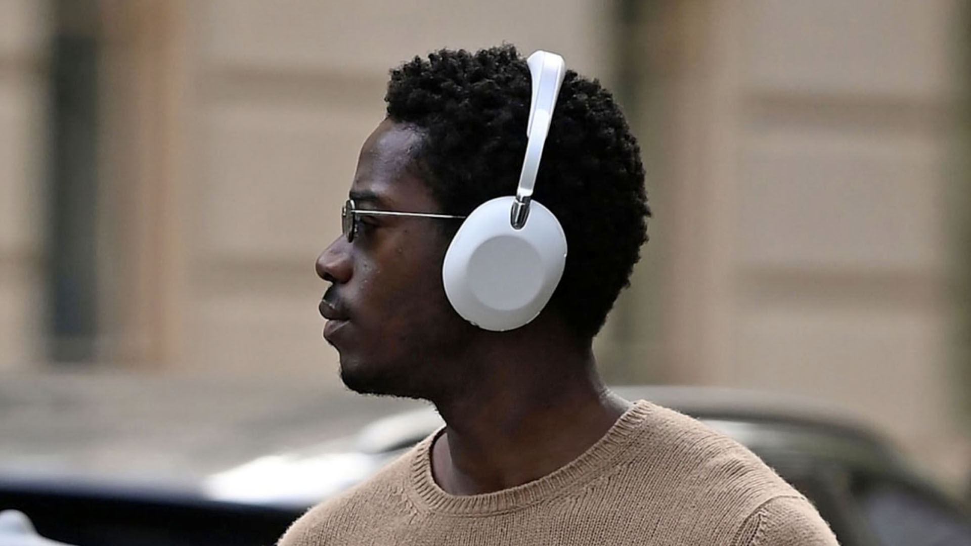 A photo of Damson Idris. 