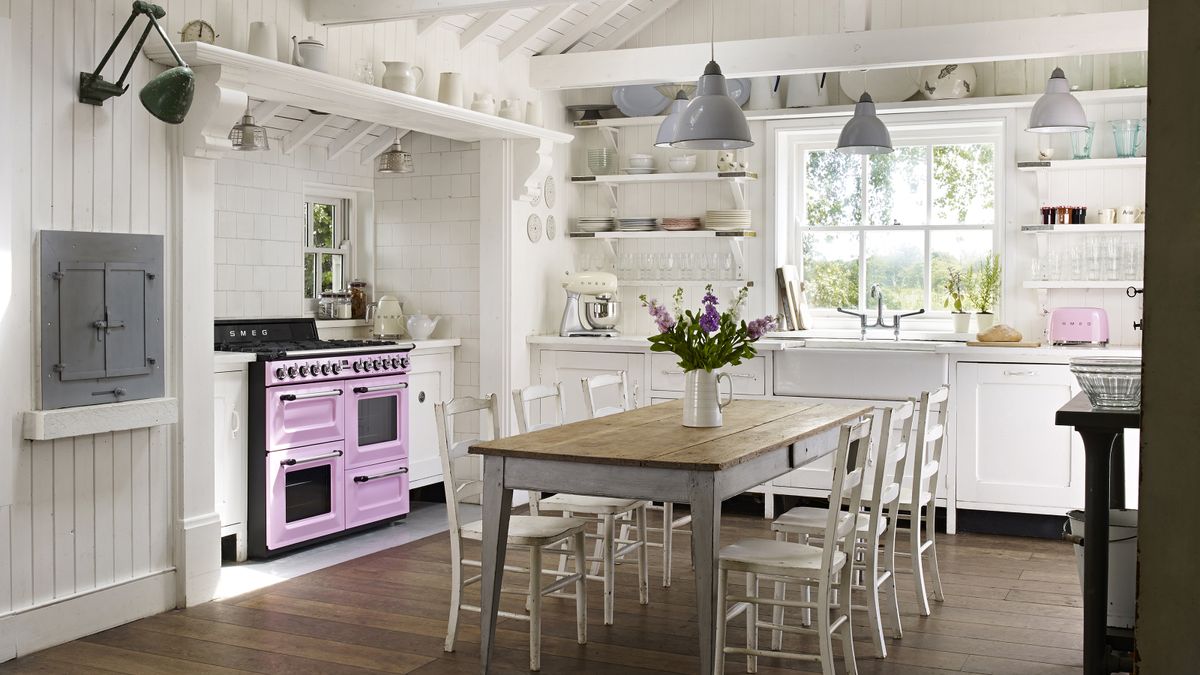 Traditional kitchen ideas: 39 designs that are classic and smart in style