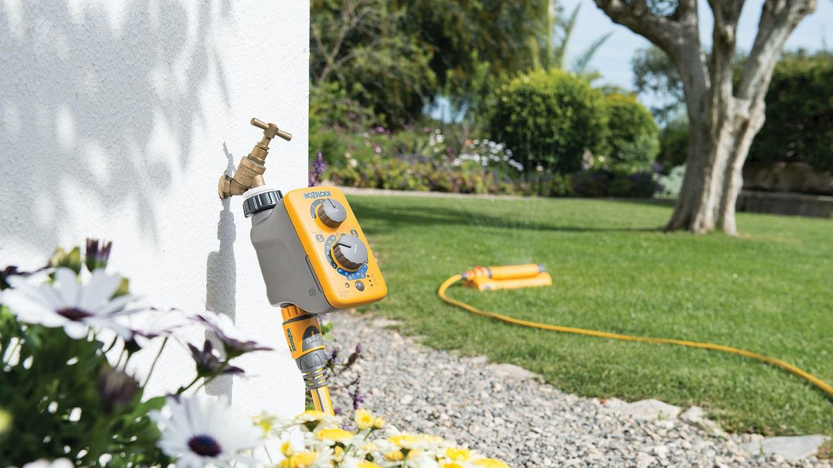 The best garden water systems 2020 from auto timers to selfwatering