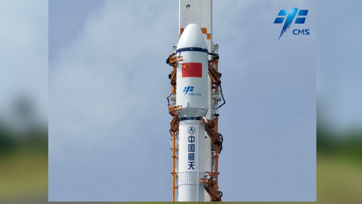 A Chinese Long March 7 rocket carrying the Tianzhou 4 cargo ship rolls out to its pad at the Wenchang Space Launch Site on Hainan Island in southern China on May 7, 2022 ahead of a planned launch.