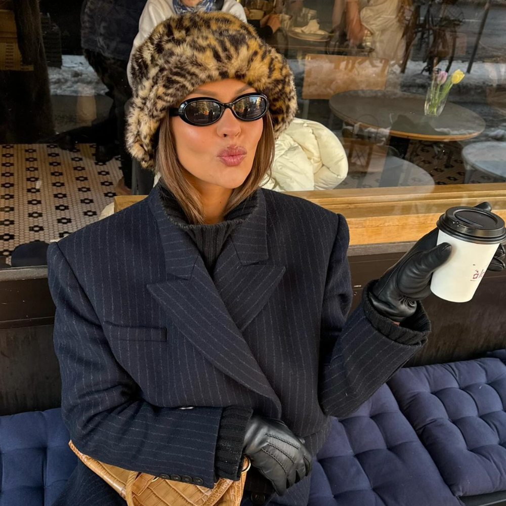 Influencer Sofia Boman wear a faux fur fashion trend 2026