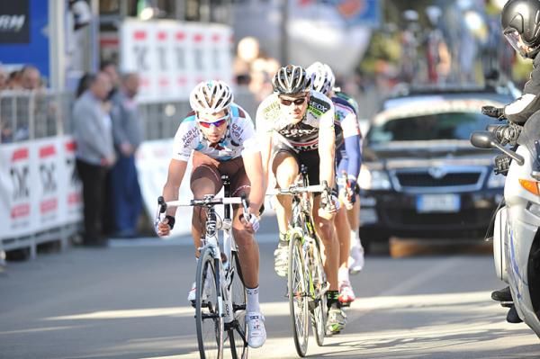 The breakaway: Mikael Cherel (AG2R La Mondiale), Damiano Margutti (De Rosa - Ceramica Flaminia), Matthias Brandle (Geox-TMC)