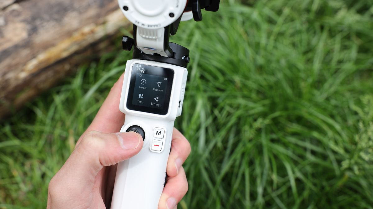 Zhiyun Crane-M 3S review: small and powerful handheld stabilization ...