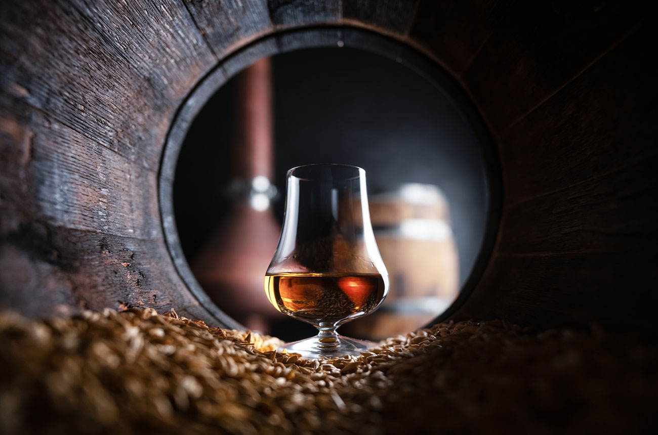 whiskey glass, barrel