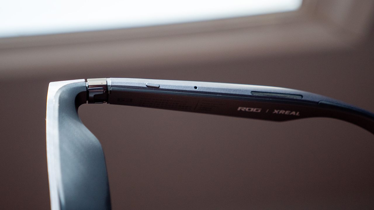 Buttons on the top of the Xreal ROG R1 smart glasses' right arm