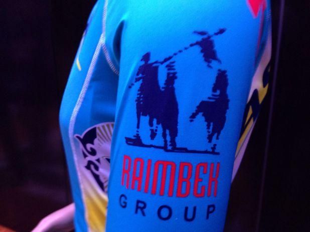 A new sponsor on the left sleeve of the Astana 2014 jersey