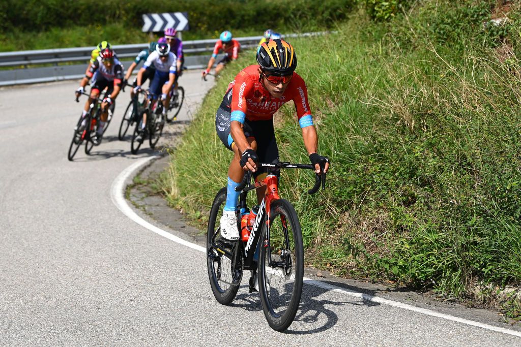 LES PRAERESNAVA SPAIN AUGUST 28 Santiago Buitrago Sanchez of Colombia and Team Bahrain Victorious attacks during the 77th Tour of Spain 2022 Stage 9 a 1714km stage from Villaviciosa to Les Praeres Nava 743m LaVuelta22 WorldTour on August 28 2022 in Les Praeres Nava Spain Photo by Tim de WaeleGetty Images