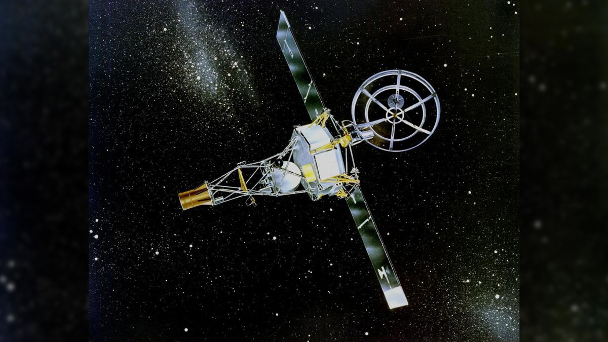 On this day in space! Sept. 4, 1962: NASA's Mariner 2 spacecrafts performs the 1st-ever maneuver in deep space so it could reach Venus