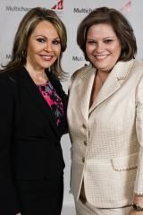 89534-Noticiero_Univision_co_anchor_Maria_Elena_Salinas_introduced_her_longtime_colleague_and_Wonder_Women_honoree_Alina_Falcon_0.jpg