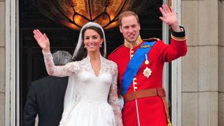 Prince William, Duke of Cambridge and Catherine, Duchess of Cambridge greet crowd of admirers