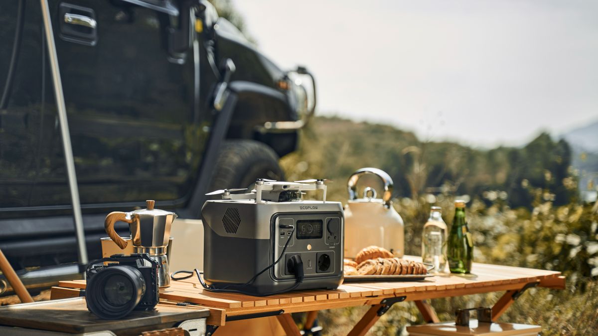 Ecoflow power bank on a table outside 