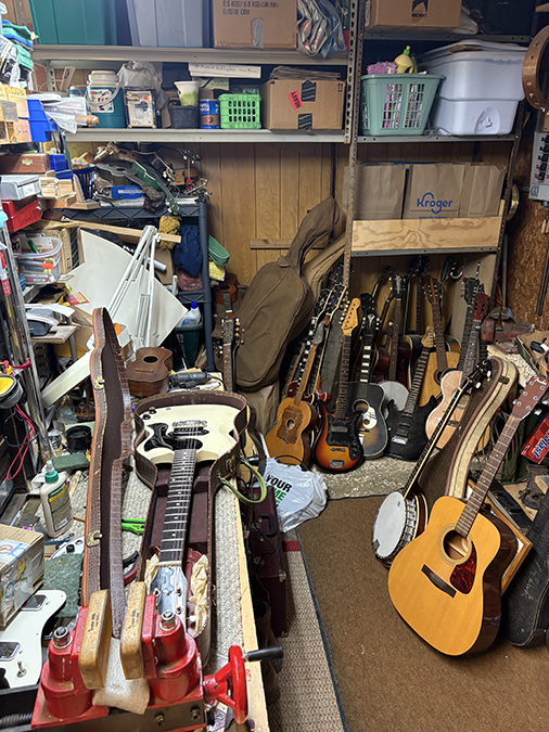 Gibson Certified Vintage guitar safaris
