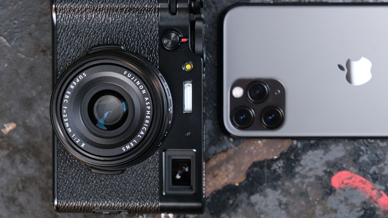 Fujifilm X100V