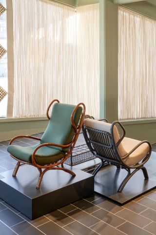 ‘Continuum’ chairs by Gio Ponti at Bonacina Museum