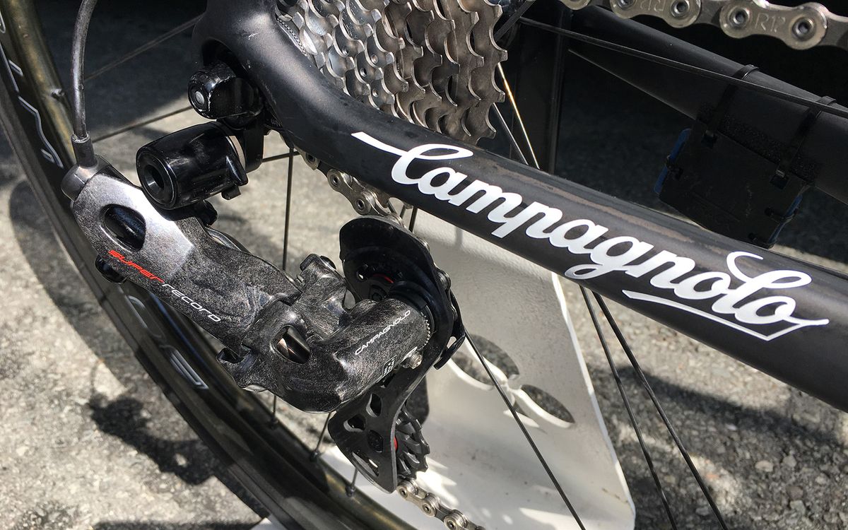 A look at the Campagnolo Super Record EPS rear derailleur