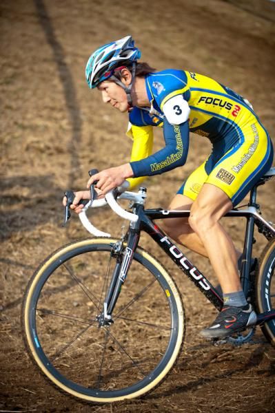 Maruyama Atsushi (MASSA-FOCUS-SUPER B) finished seventh place
