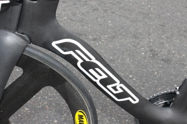The Lazy S downtube is said to be faster than the old version with a cutout.