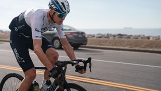 Chris Froome riding his Factor bike fitted with a Hammerhead Karoo 2 computer