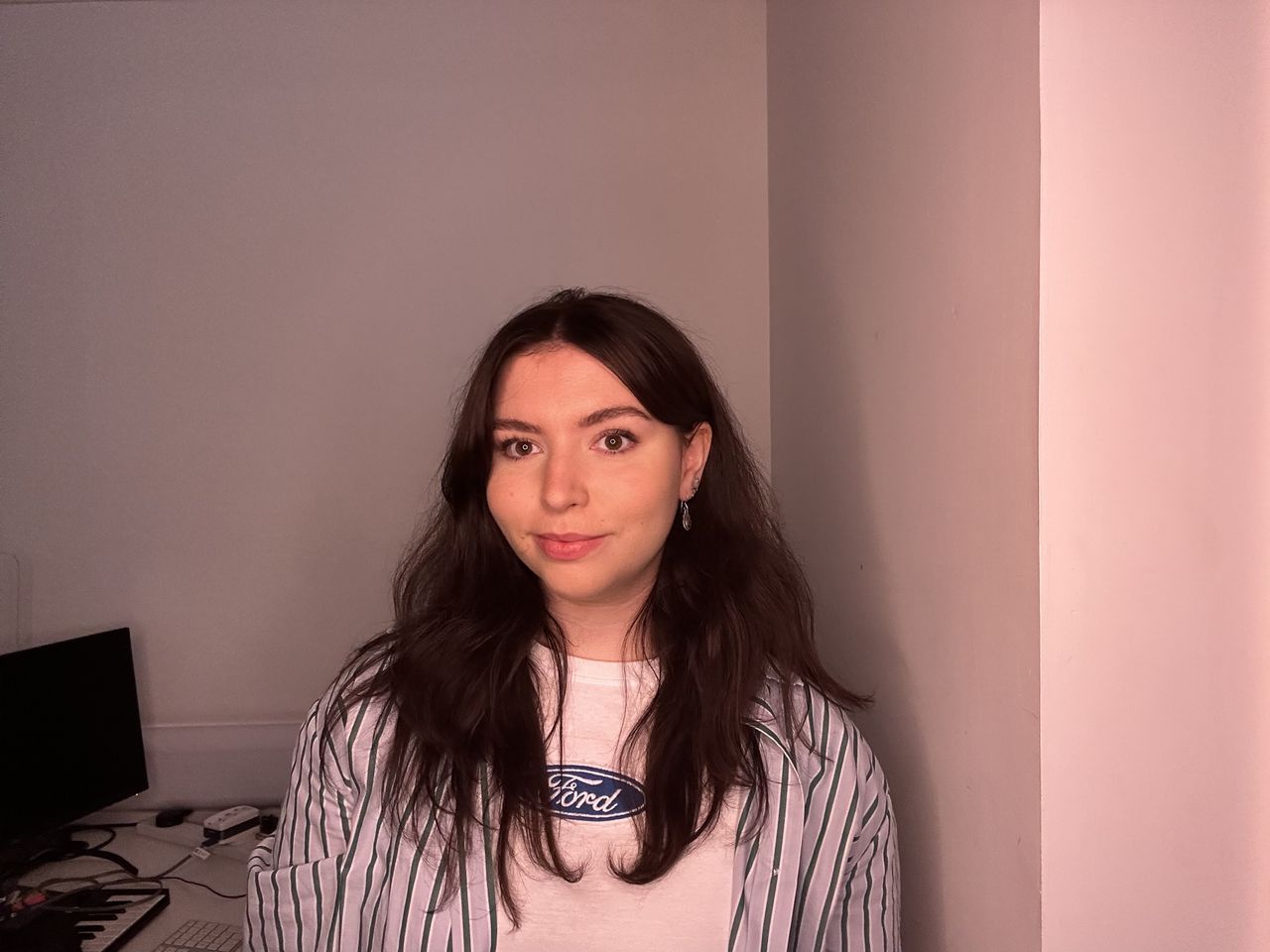 Selfies taken using the orange filter on the Neewer RL-18