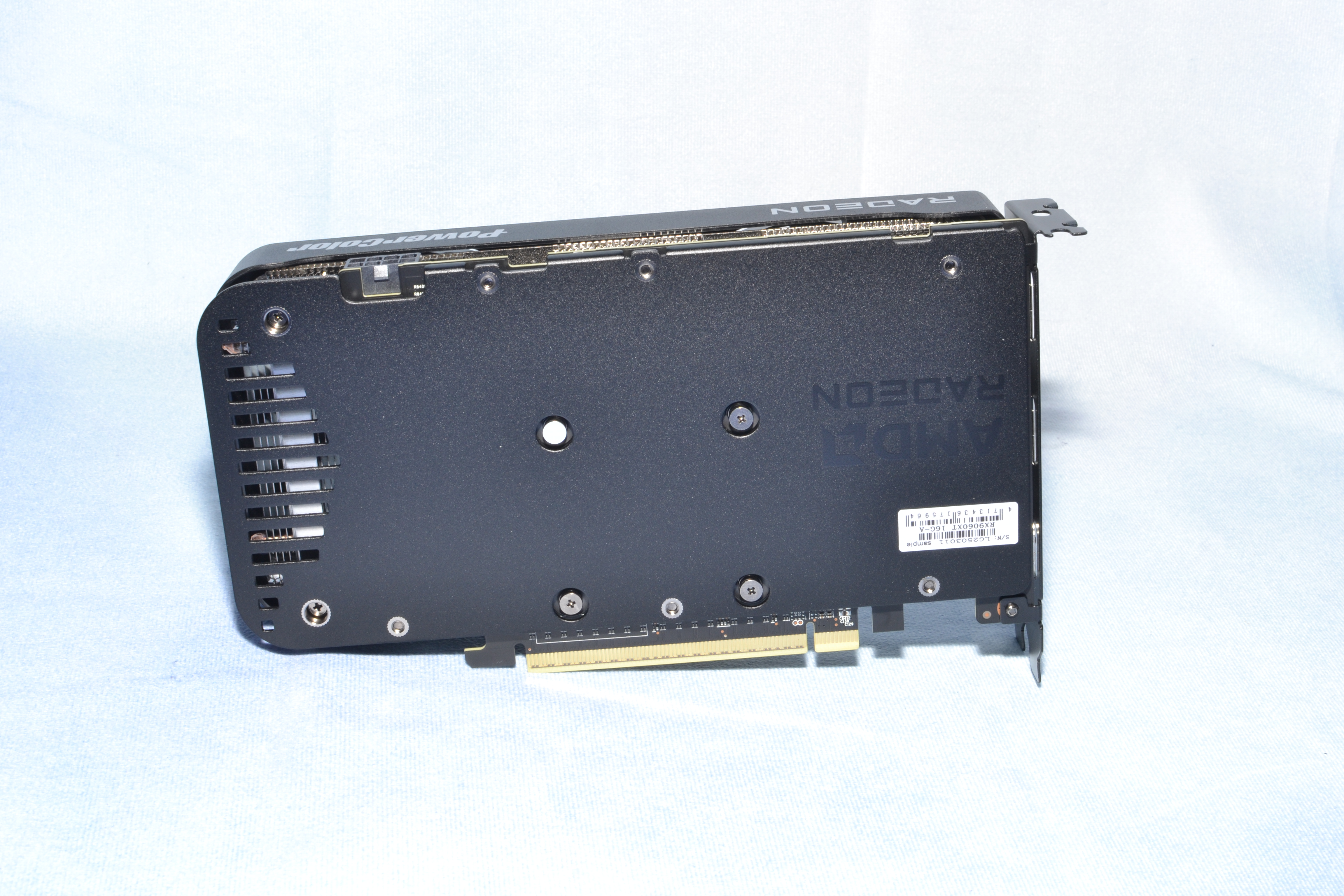 AMD Radeon RX 9060 XT 16GB