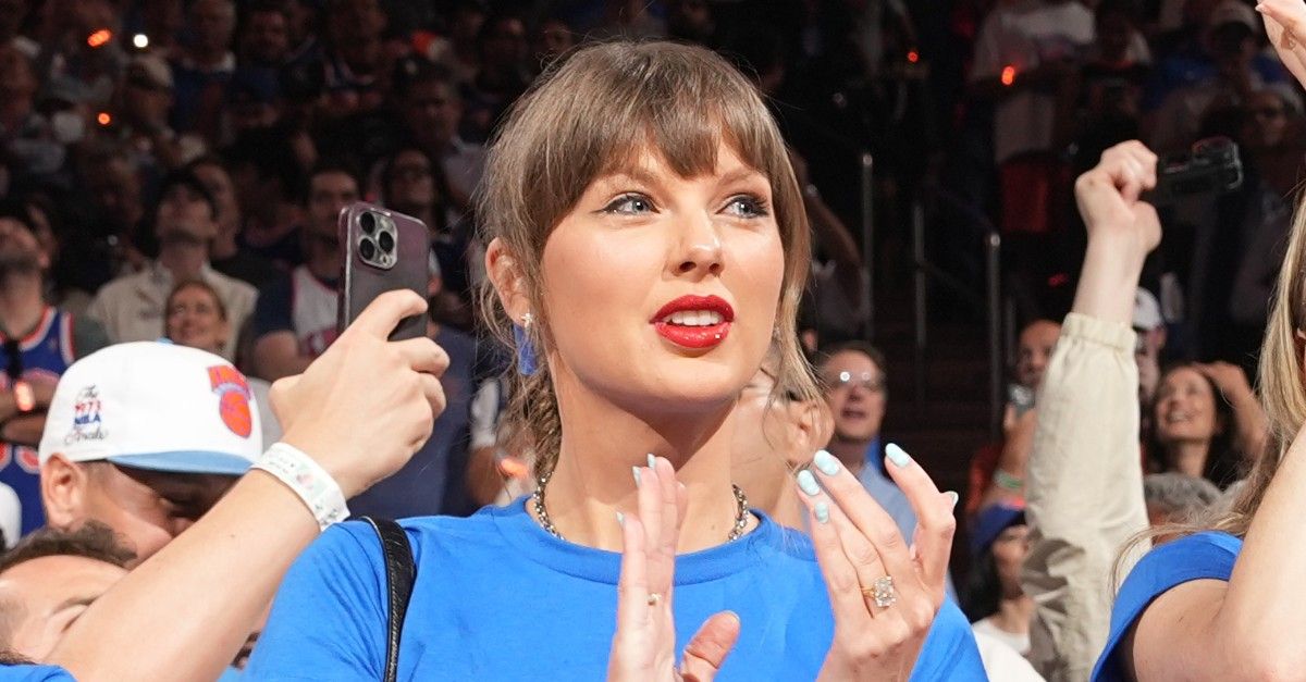 Spotted Courtside: Taylor Swift Cosigning 2 Beauty Trends