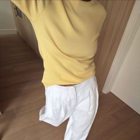 Monikh wears new season M&S