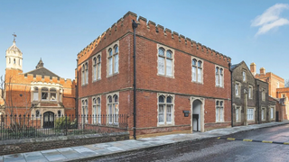 Woolwich flat in former military academy.