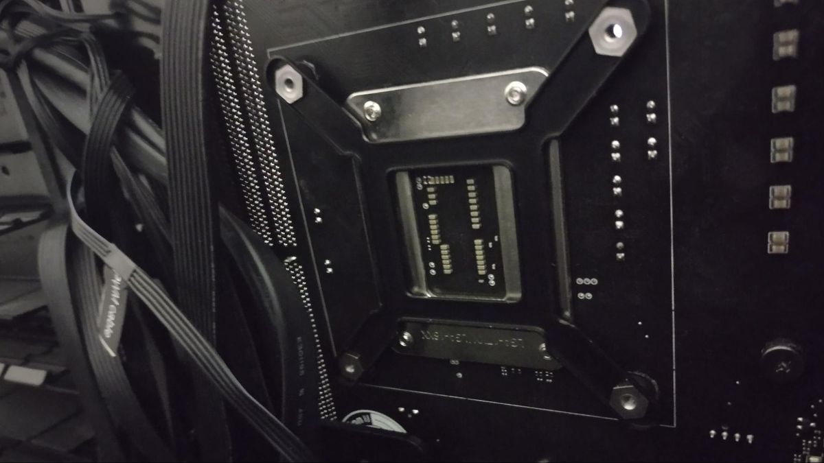 Corsair H100i Elite