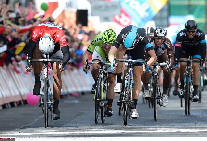 Ben Swift (Team Sky) lunges for the line