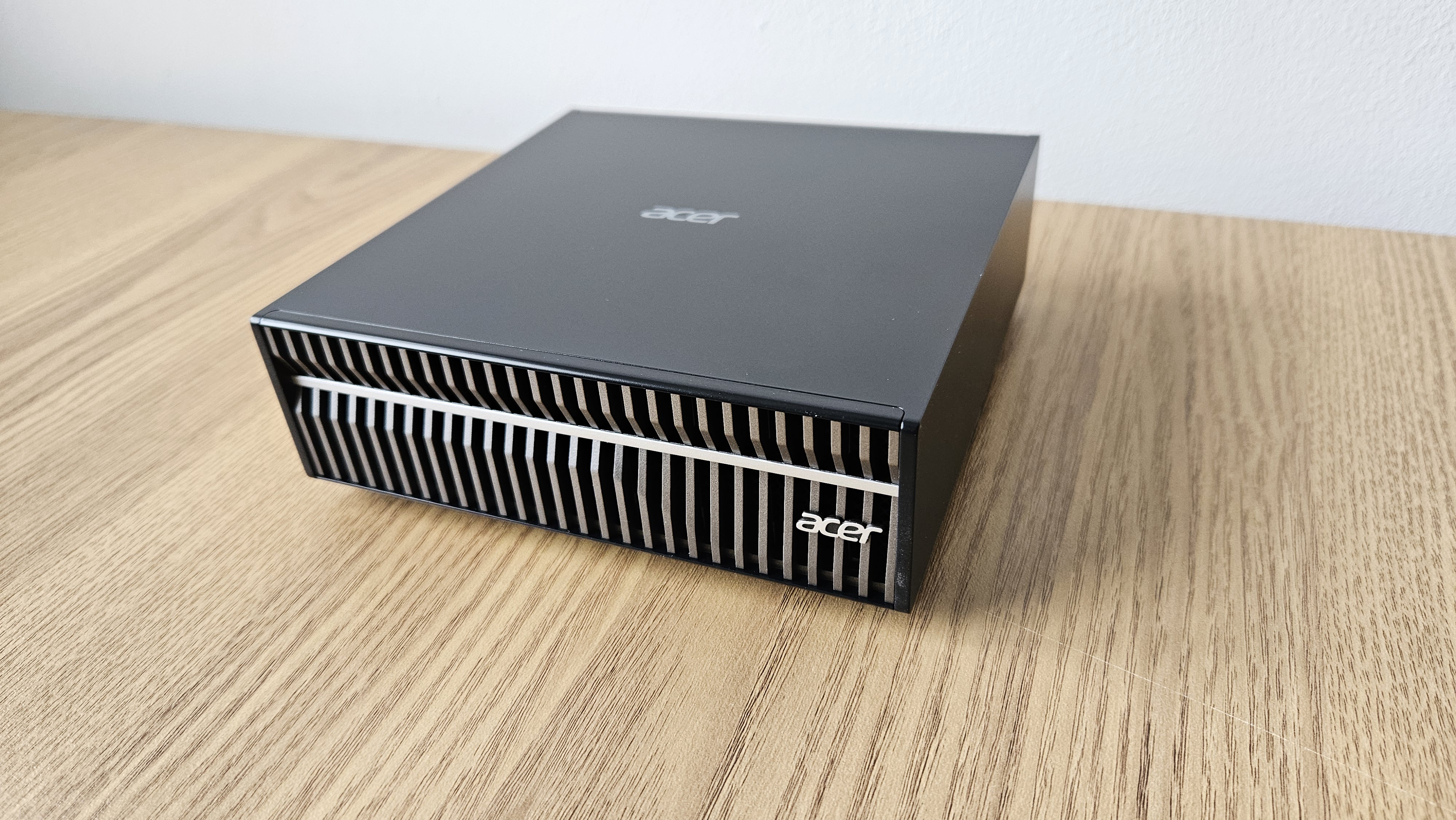 The Acer Veriton GN100 on a desk