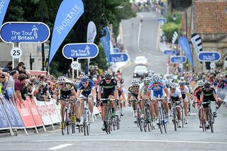 Bunch sprint, Tour of Britain 2010, stage five