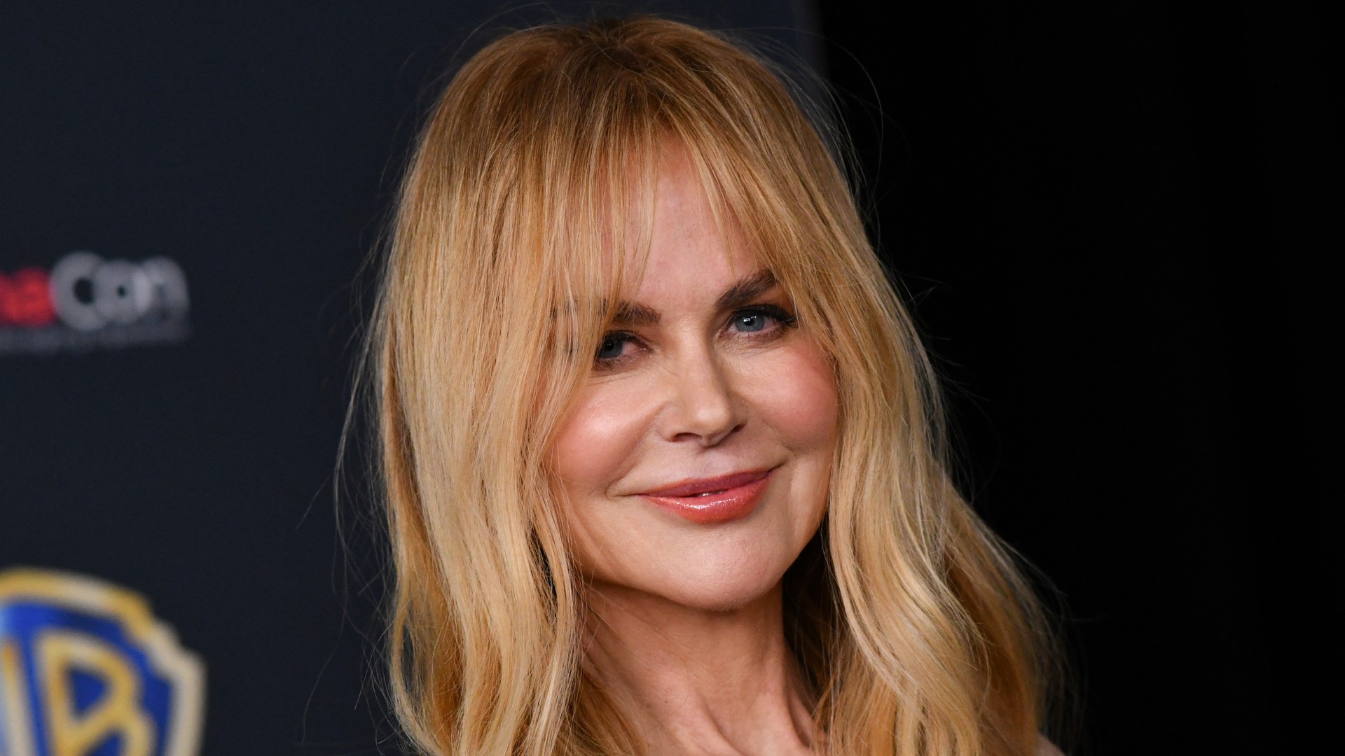 nicole kidman with blonde bangs