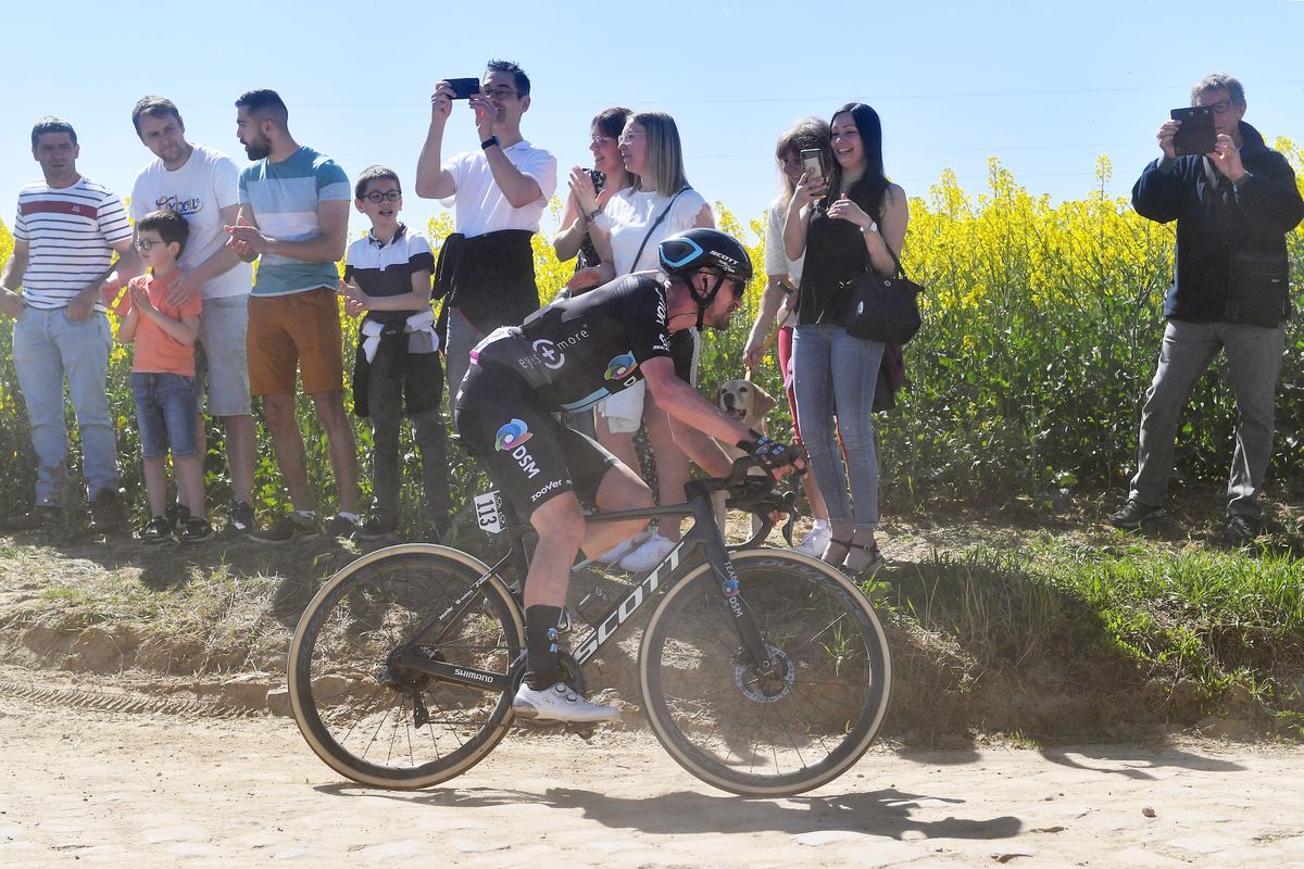 L’équipe DSM a choisi de ne pas utiliser le système de compression réglable à Paris-Roubaix