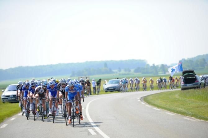 Wanty driving the peloton