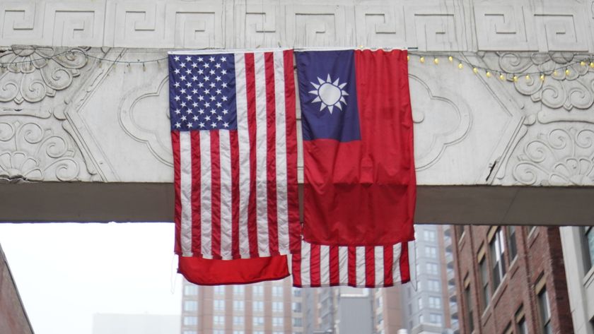 US and Taiwan flags side by side