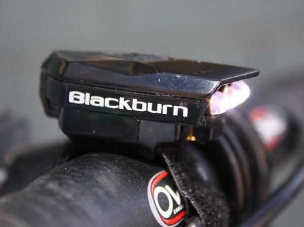 It's a small detail but useful nonetheless: the short hood on the front light keeps you from getting blinded when you're out of the saddle and over the bars