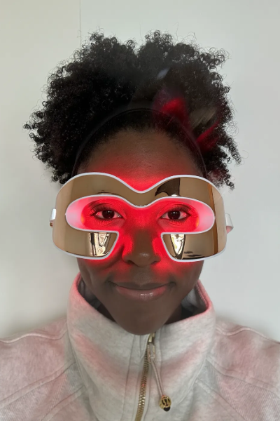 Nadiyah B., a 'Marie Claire' tester, reviewed the Dr. Dennis Gross Skincare DRx SpectraLite LED EyeCare Max Pro