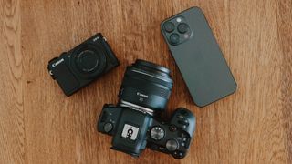 Cameras and phones - which is better in reality