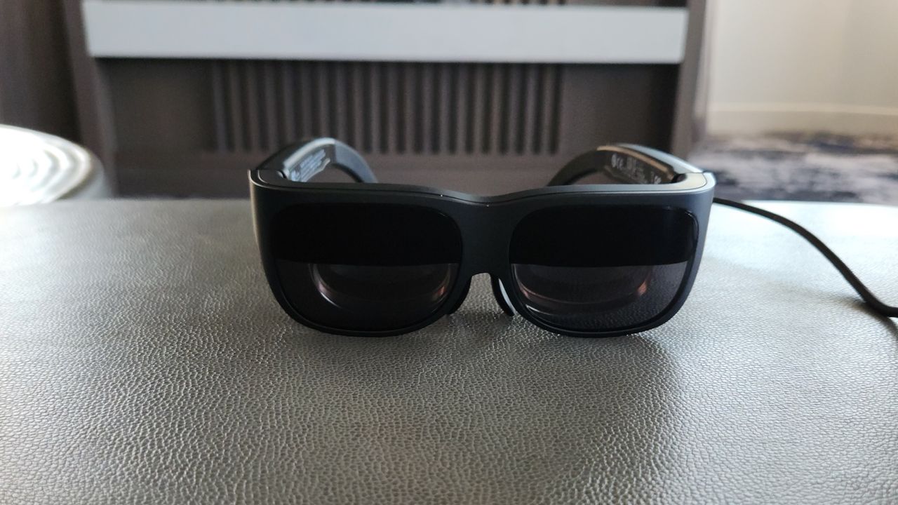Lenovo Glasses T1 front view