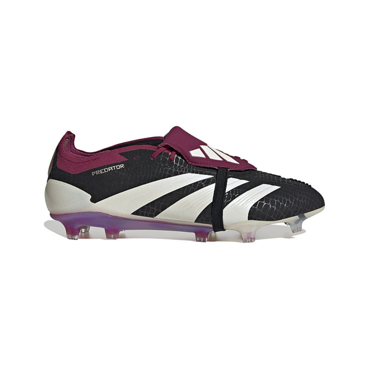 lightweight soccer cleats