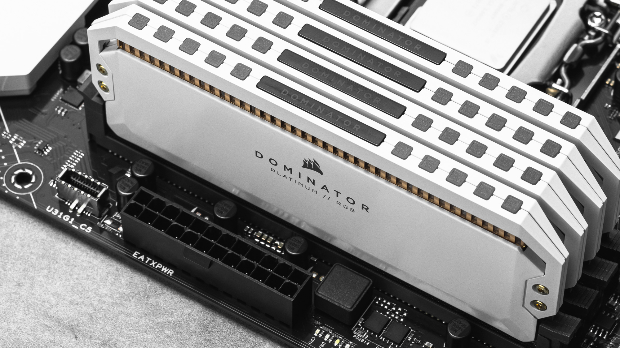 Corsair Dominator Platinum