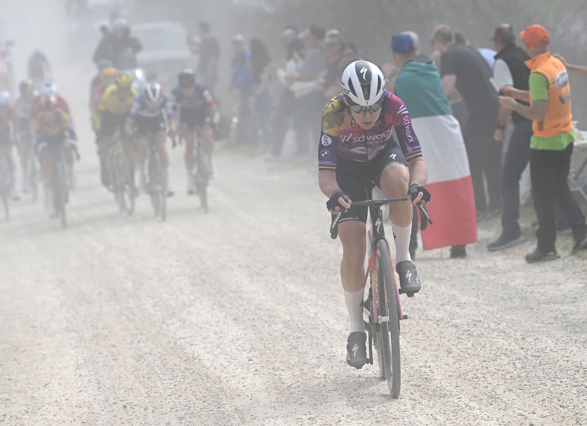 Anna van der Breggen tried to get away on Le Tolfe
