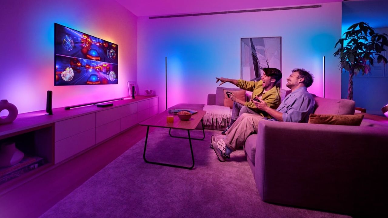 Philips Hue Play Sync box 2.0 is 8K and HDMI 2.1 – now you're talking | T3