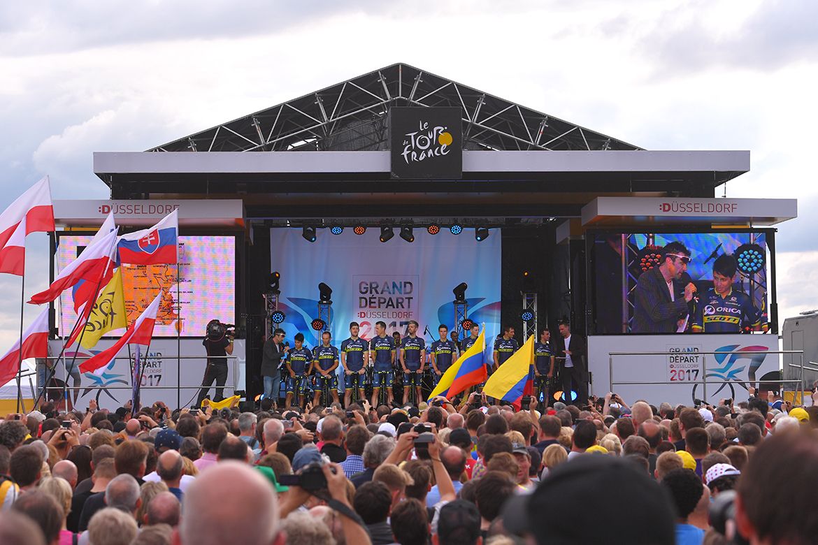 Orica-Scott on the stage