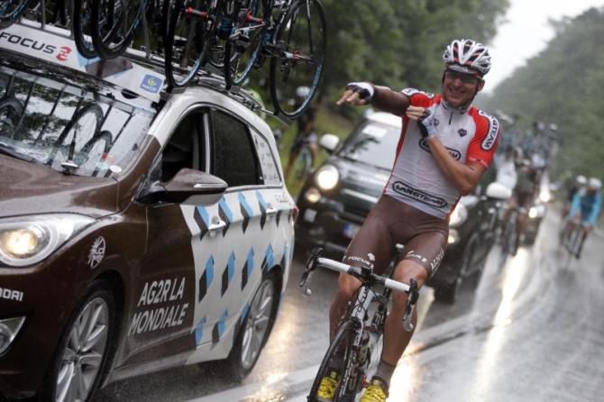 Yauheni Hutarovich (Ag2r-La Mondiale) wraps up against the elements at the Tour of Poland.
