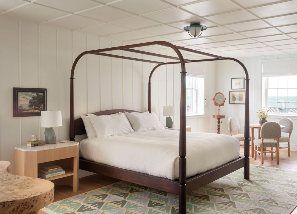 Canoe Place Inn opens in Hampton Bays Wallpaper