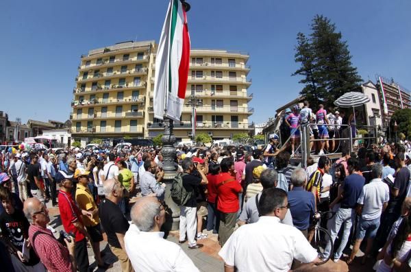 The start in Aci Catena