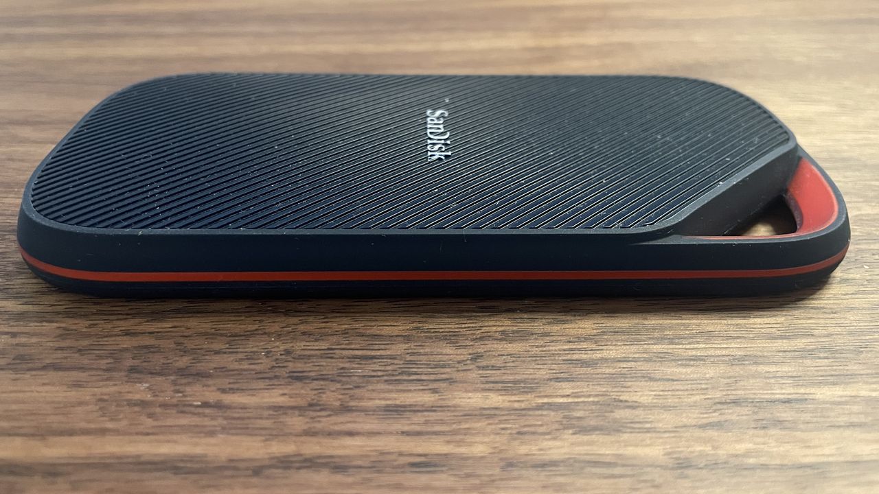 SanDisk Extreme Pro 2 TB USB4 external SSD